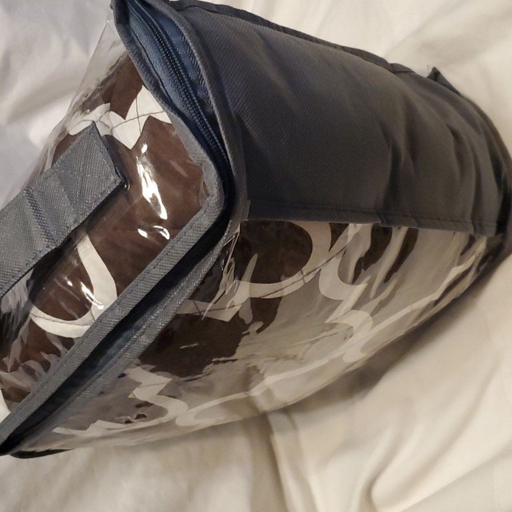 Reversible Furniture Protector - Picture 9 of 15
